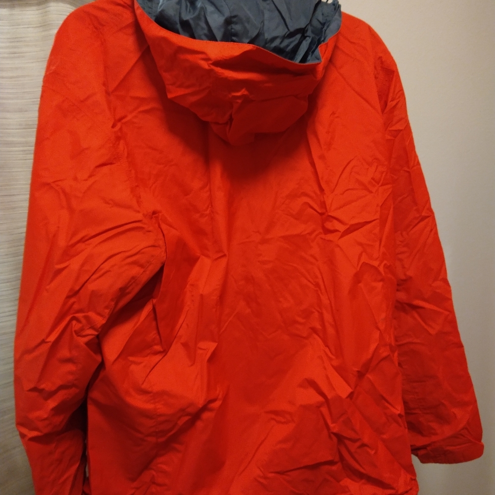 Columbia rain jacket - Picture 2 of 3